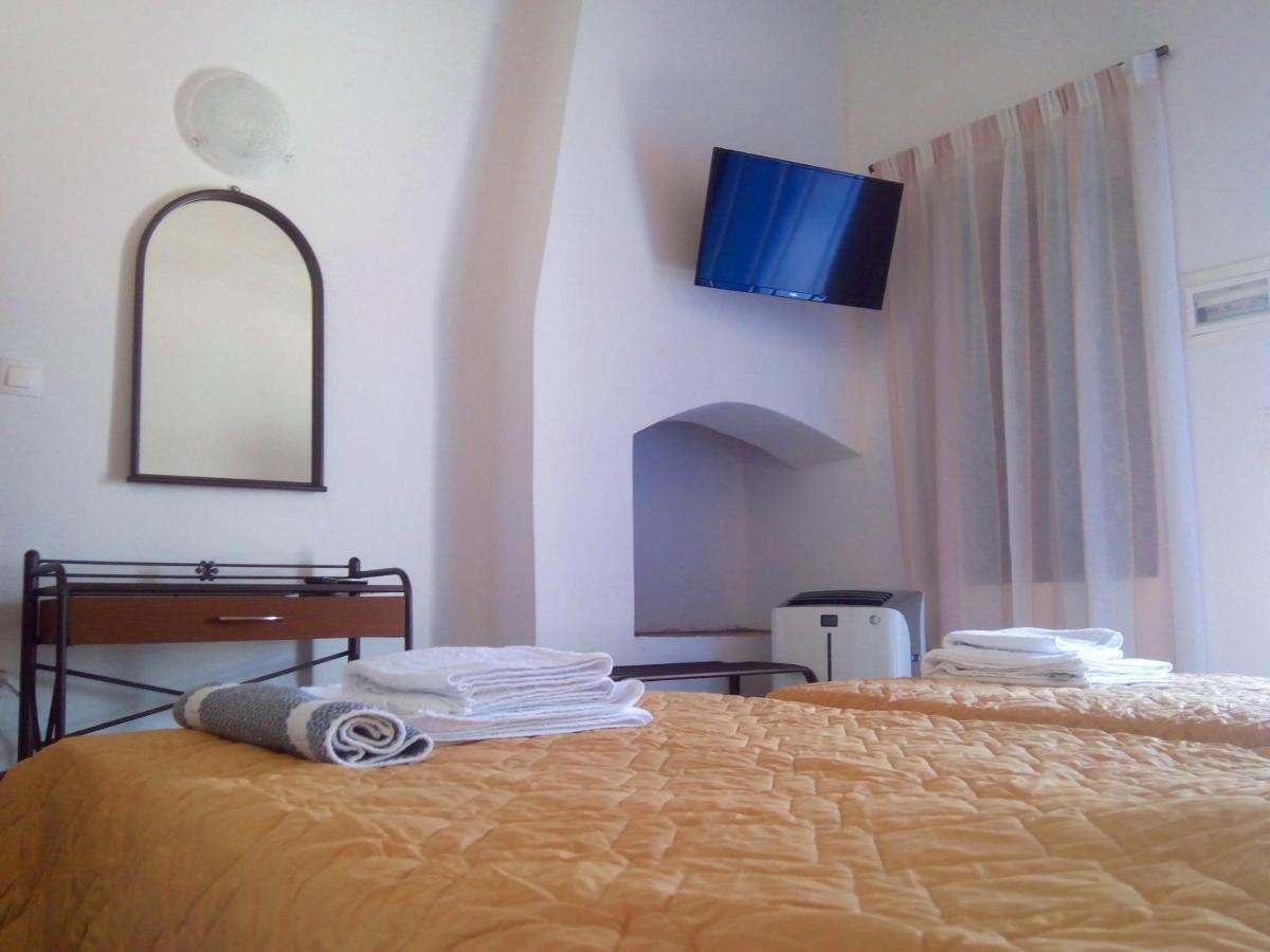 Piazza Castello Hotel Plaka  Exterior photo